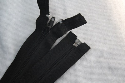 多色拉鏈批發(fā)直銷(xiāo)，沈陽(yáng)市華陽(yáng)達(dá)輔料批發(fā)部提供價(jià)格優(yōu)惠