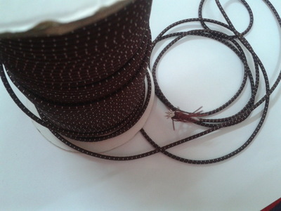 專(zhuān)業(yè)分析 低價(jià)生產(chǎn)銷(xiāo)售2MM圓形波點(diǎn)松緊帶的市場(chǎng)優(yōu)勢(shì)與選購(gòu)指南